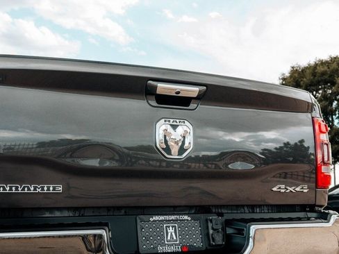 Used 2020 RAM 2500 Laramie AWD/4WD image 18