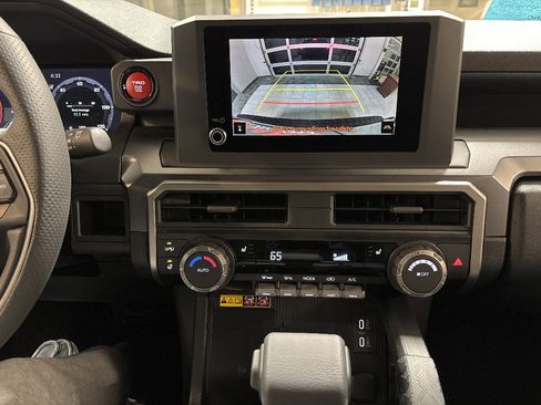 New 2026 Toyota 4Runner TRD Off-Road AWD/4WD image 10