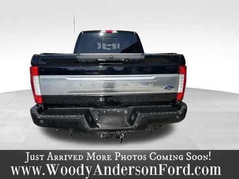 Used 2017 Ford F250 Platinum w/ Platinum Ultimate Package image 5