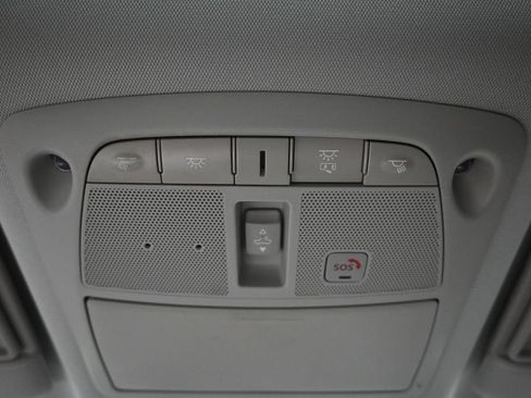 Used 2019 Nissan Armada Platinum RWD image 21