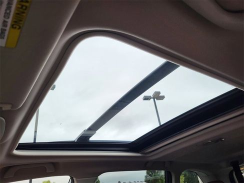 Used 2020 Subaru Forester Touring w/ Popular Package #2 image 30