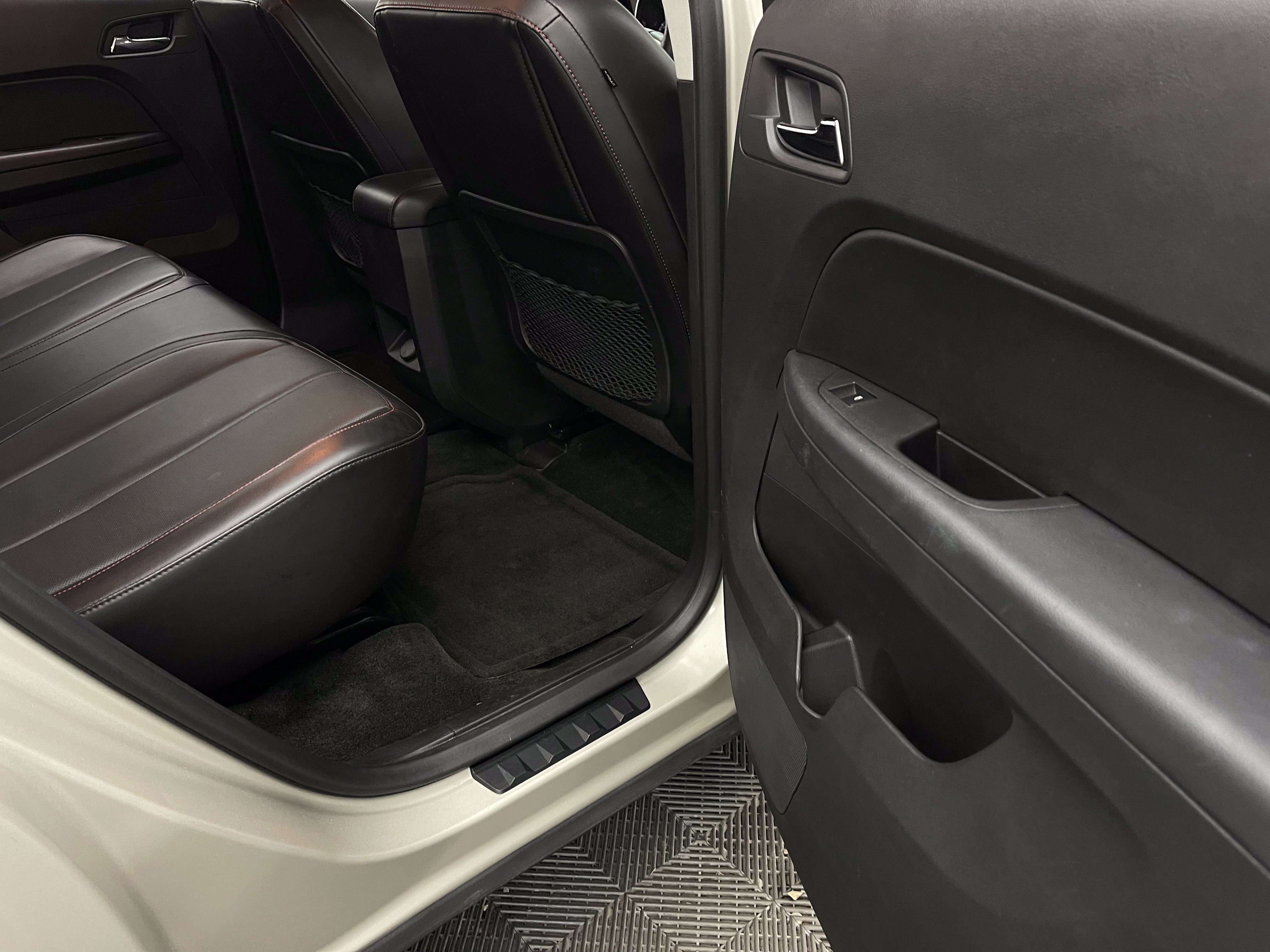Used 2014 GMC Terrain SLT w/ Safety Package FWD image 35