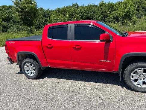 Used 2018 Chevrolet Colorado LT AWD/4WD image 13