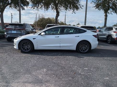 Used 2022 Tesla Model 3 Long Range image 3