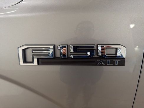 Used 2020 Ford F150 XLT w/ Equipment Group 302A Luxury image 12