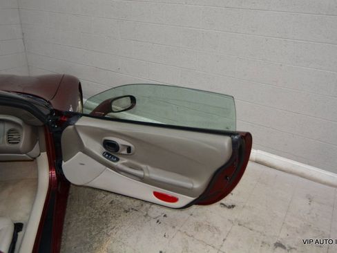 Used 2003 Chevrolet Corvette Convertible w/ Preferred Equipment Group1 RWD image 14