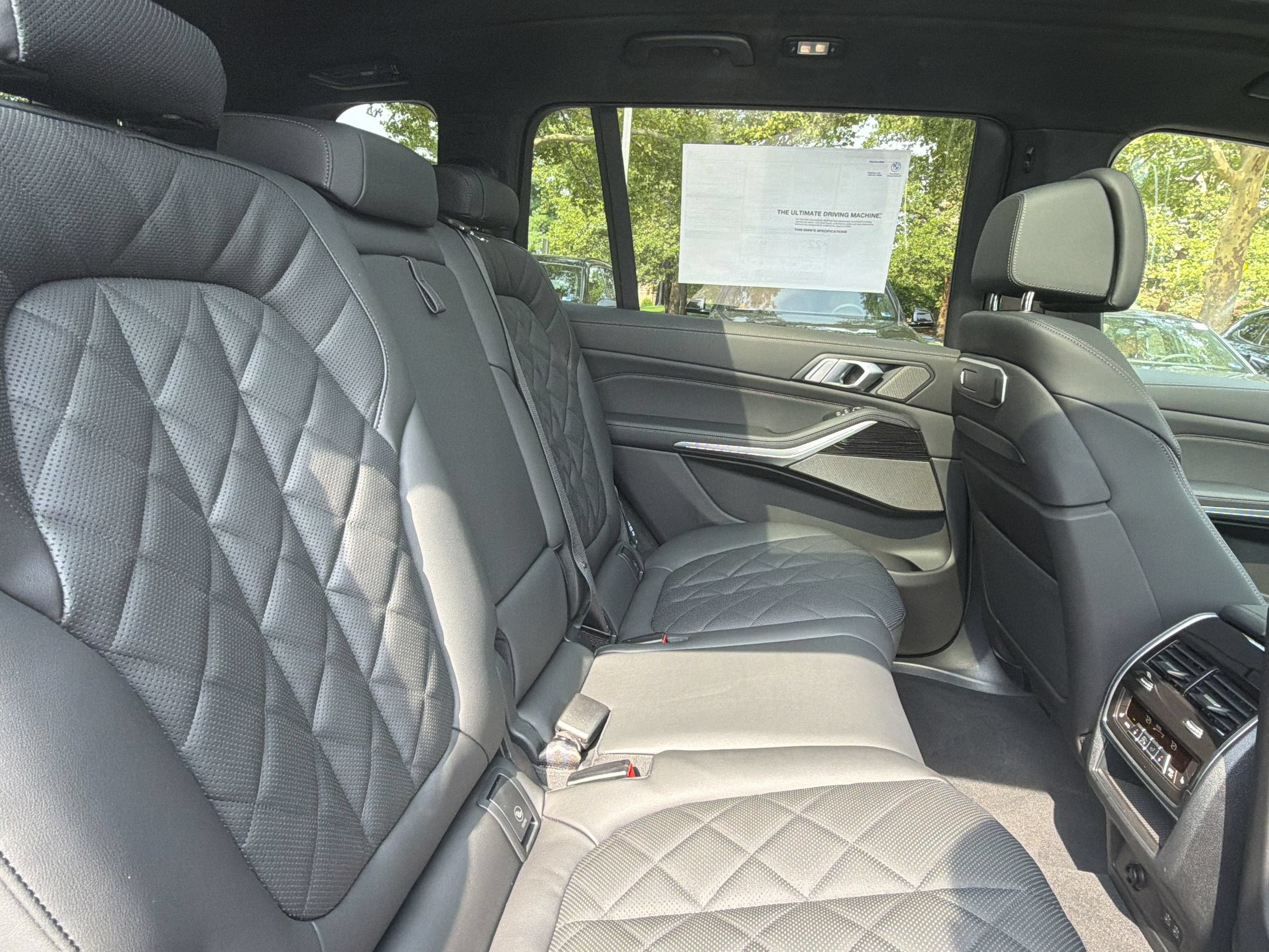 Used 2027 BMW X7 xDrive40i w/ Executive Package AWD/4WD image 31