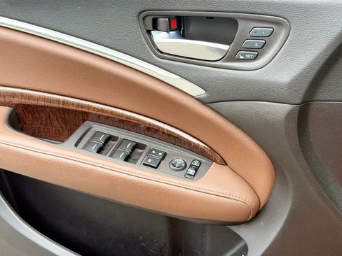 Used 2018 Acura MDX SH-AWD w/ Technology Package image 19