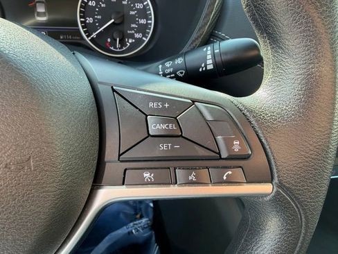 Used 2023 Nissan Sentra SV image 18