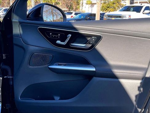 Certified 2026 Mercedes-Benz GLC 300 4MATIC image 23