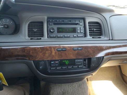 Used 2006 Mercury Grand Marquis LS RWD image 8