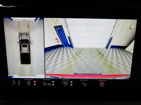 Used 2024 GMC Sierra 2500 Denali image 15