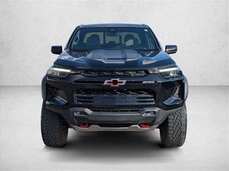 Used 2024 Chevrolet Colorado ZR2 w/ Safety Package AWD/4WD video 2