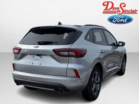 Used 2023 Ford Escape ST-Line w/ Tech Pack #1 FWD image 7