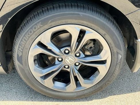 Used 2023 Honda Accord EX image 5