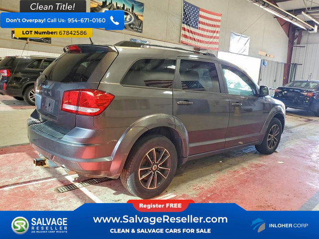 Used 2018 Dodge Journey SE w/ Connectivity Group AWD/4WD image 4