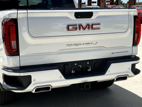 Used 2020 GMC Sierra 1500 Denali w/ Denali Ultimate Package RWD image 6