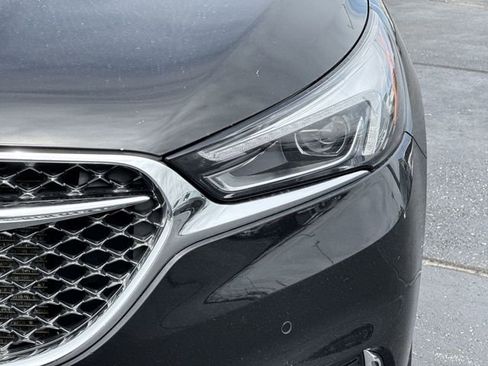 Used 2020 Buick Enclave Avenir w/ Avenir Technology Package AWD/4WD image 34