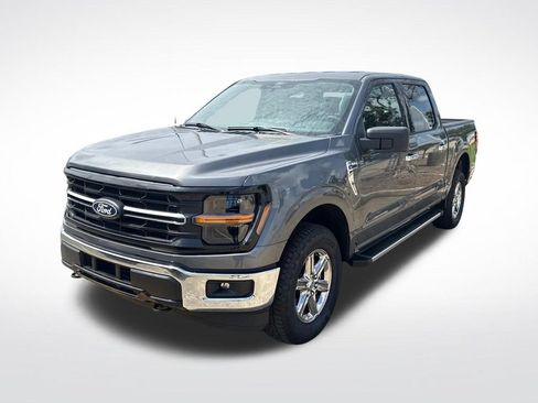 Used 2025 Ford F150 XLT w/ Equipment Group 301A Standard AWD/4WD image 4