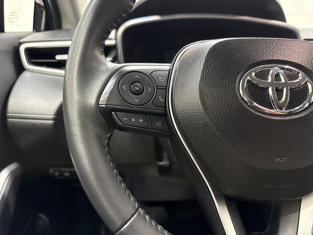 Used 2025 Toyota Corolla Cross XLE FWD image 17