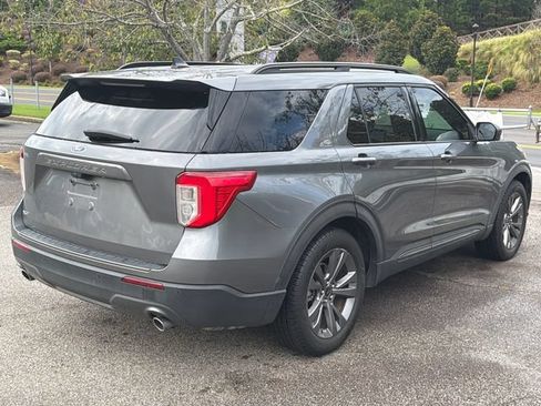 Used 2021 Ford Explorer XLT w/ Equipment Group 202A RWD image 8