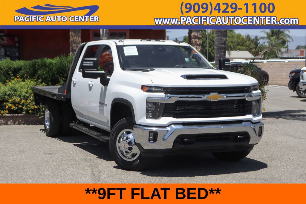 Used 2024 Chevrolet Silverado 3500 LT w/ Convenience Package AWD/4WD image 1