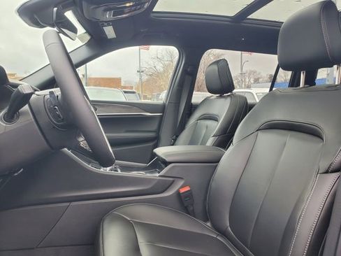 New 2026 Jeep Grand Cherokee L Limited image 10