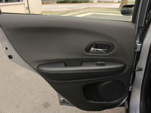 Used 2019 Honda HR-V Sport image 20