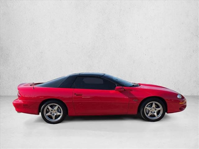 Used 2002 Chevrolet Camaro Z28 w/ SS Performance/Appearance Pkg RWD image 4