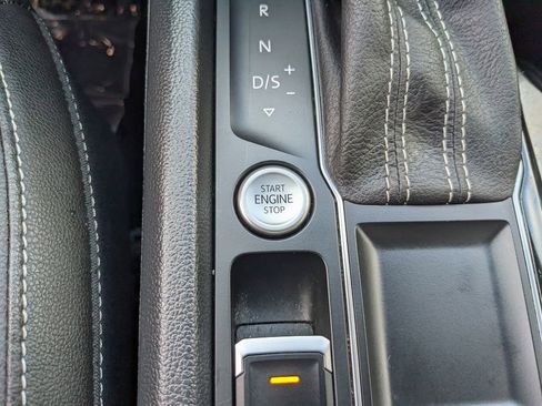 Certified 2023 Volkswagen Atlas SE w/ Panoramic Sunroof Package image 28