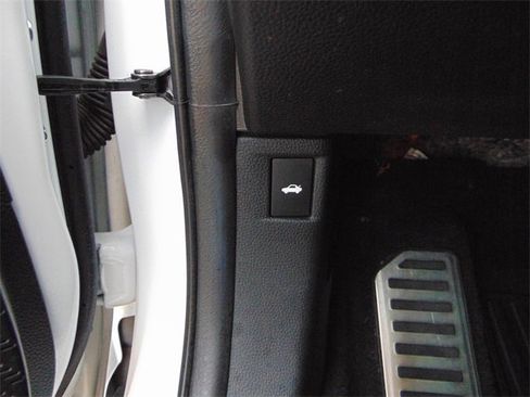 Used 2024 Honda Accord Sport image 19