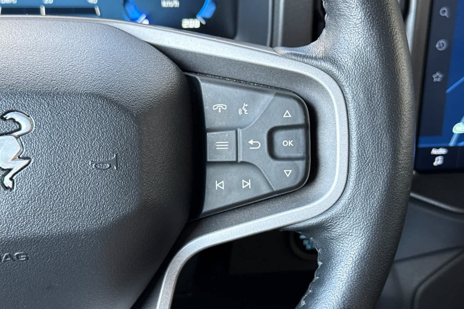 Certified 2025 Ford Bronco Badlands AWD/4WD image 32