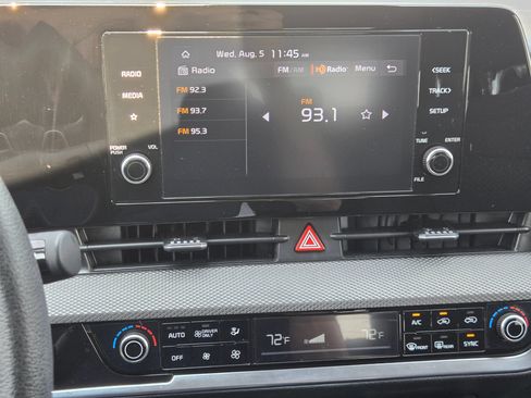 Used 2025 Kia Sportage LX FWD image 31