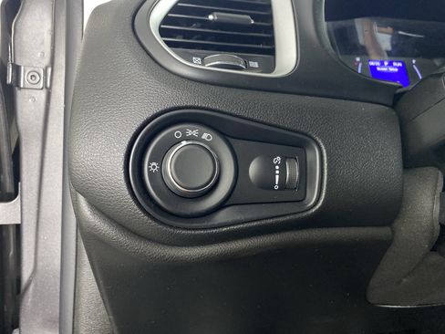Used 2019 Jeep Renegade Sport AWD/4WD image 23