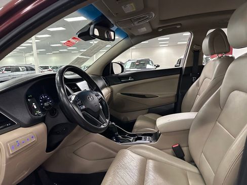 Used 2016 Hyundai Tucson Limited w/ Option Group 03 FWD image 15