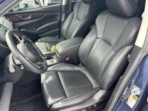 Used 2025 Subaru Ascent Touring w/ Popular Package #1 AWD/4WD image 11