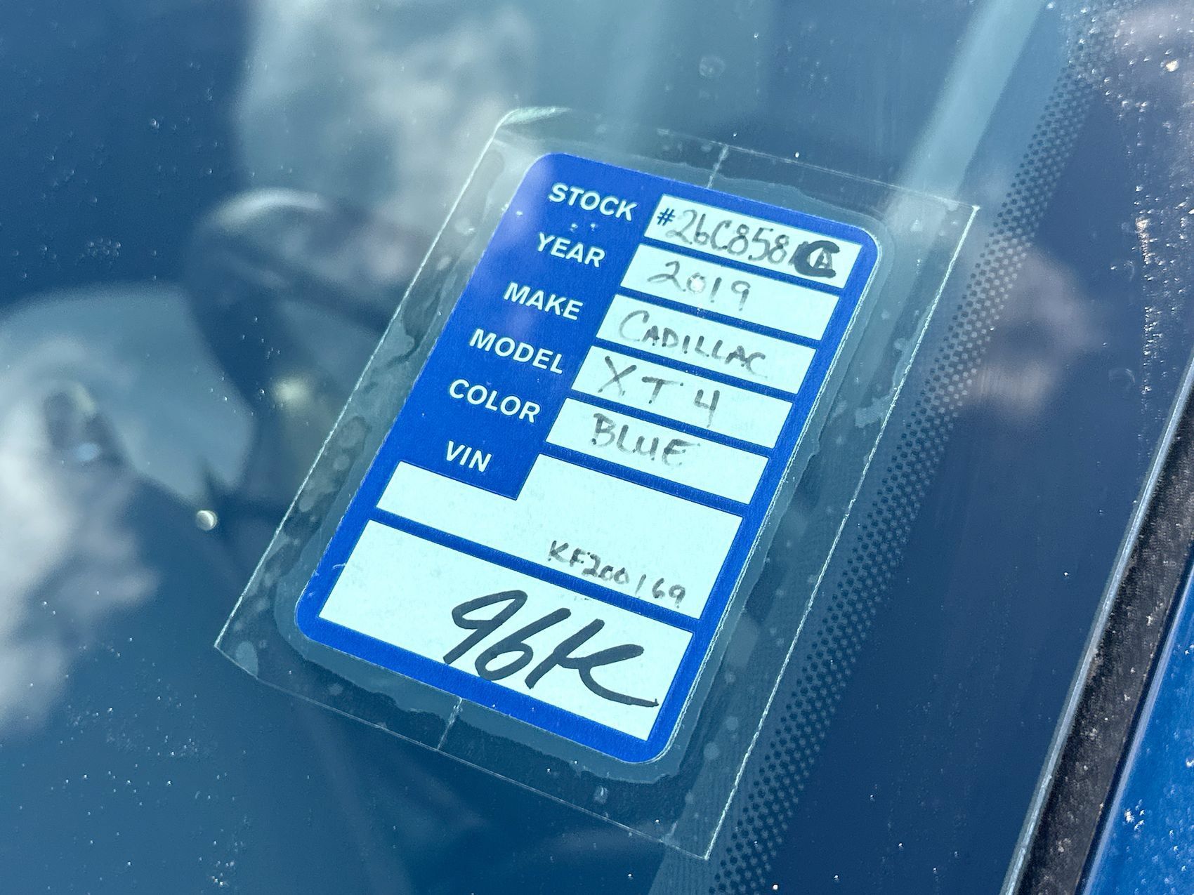 Used 2019 Cadillac XT4 Sport w/ Cold Weather Package FWD image 28