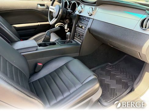 Used 2007 Ford Mustang GT RWD image 14