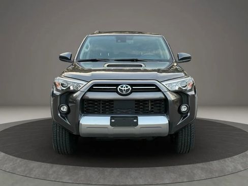 Used 2023 Toyota 4Runner TRD Off-Road image 2