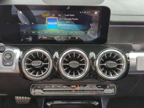 Used 2022 Mercedes-Benz GLB 35 AMG 4MATIC image 14