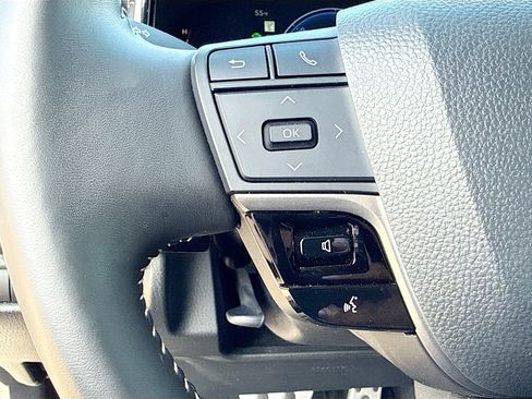 Used 2025 Toyota Camry SE w/ Multimedia Upgrade Package image 36