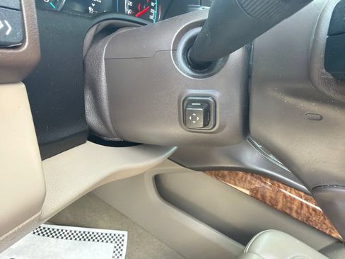 Used 2016 Chevrolet Tahoe LTZ AWD/4WD image 14