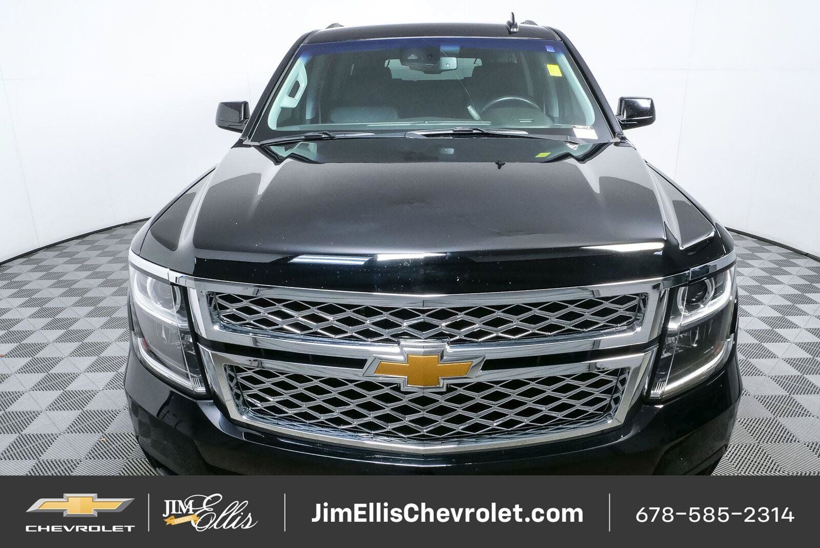 Used 2018 Chevrolet Suburban LT w/ LT Signature Package RWD image 39