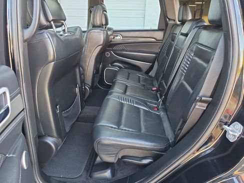 Used 2018 Jeep Grand Cherokee Trackhawk AWD/4WD image 30