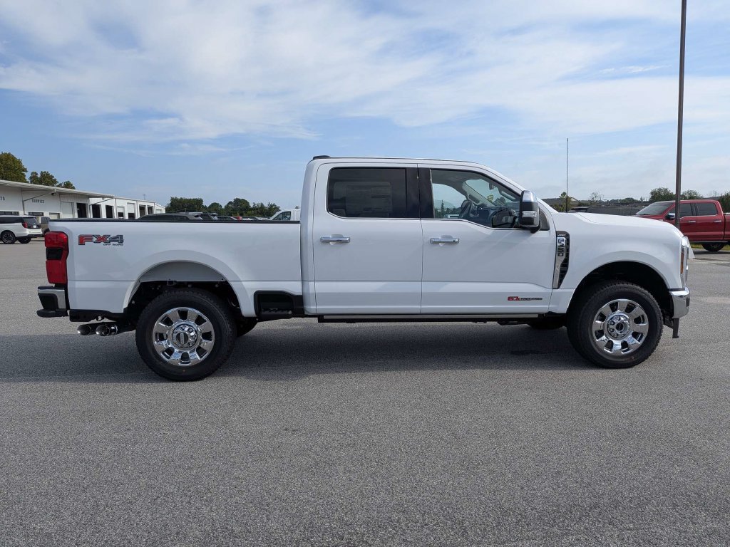 New 2026 Ford F350 Lariat w/ Lariat Ultimate Package AWD/4WD image 3