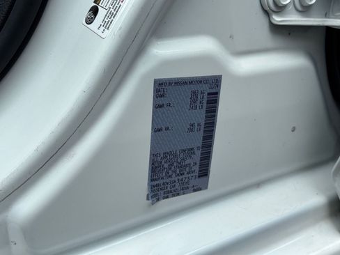Used 2025 Nissan Altima 2.5 SV FWD image 29