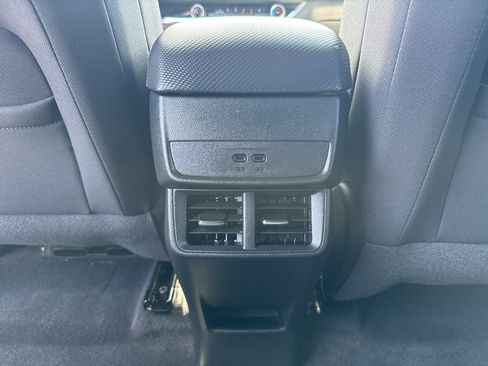 Certified 2025 Chevrolet Equinox LT w/ Safety and Technology Package AWD/4WD image 31
