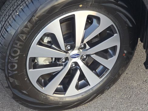 New 2025 Subaru Outback Premium image 15