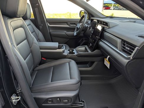 New 2026 GMC Terrain Elevation w/ Elevation Premium Package FWD image 30