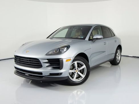 Certified 2019 Porsche Macan AWD/4WD image 6